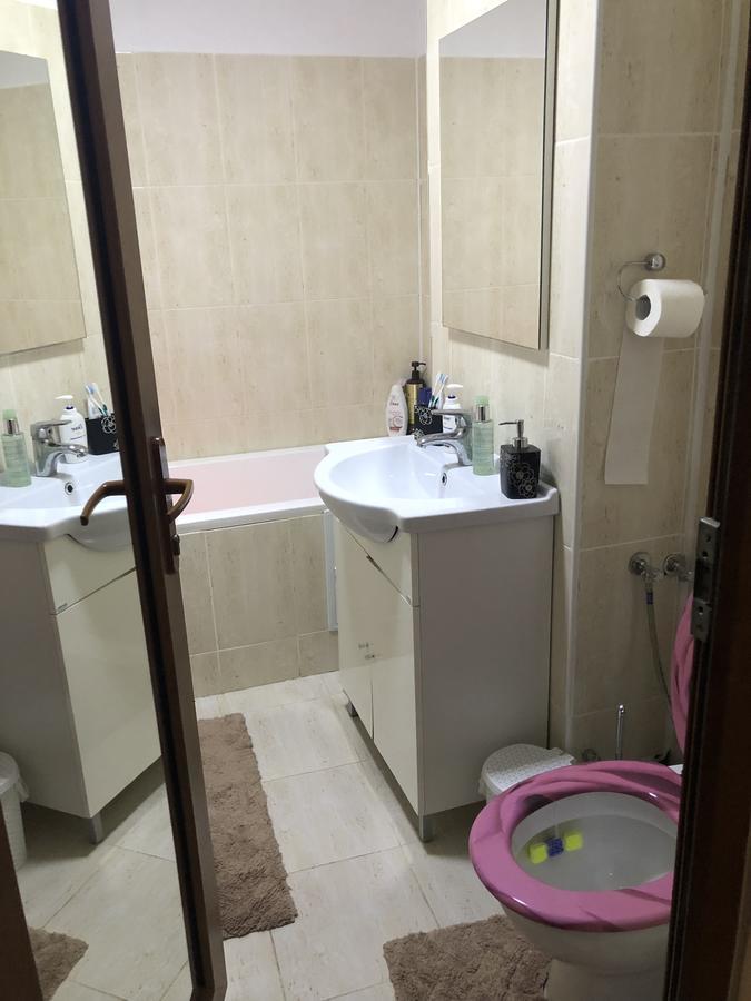 Hôtel Apartament Isabela à Năvodari Extérieur photo