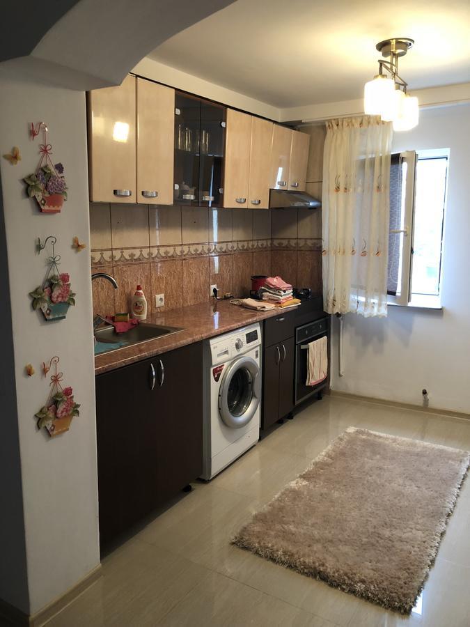 Hôtel Apartament Isabela à Năvodari Extérieur photo